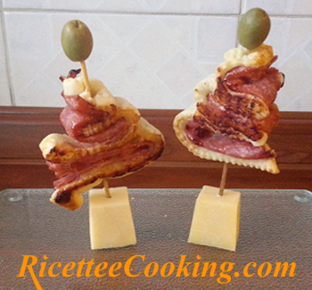 Alberelli di Natale di pasta sfoglia